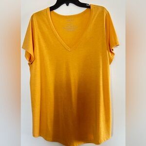 Torrid 1 Women's Yellow V-Neck Top